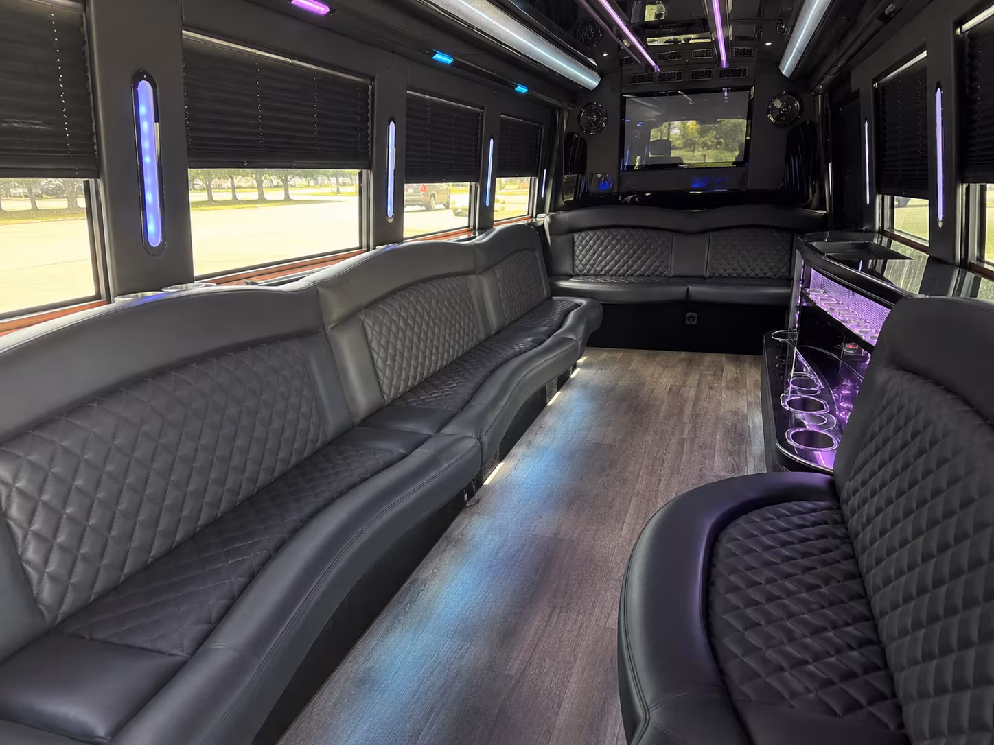 beaumont concert party bus rental