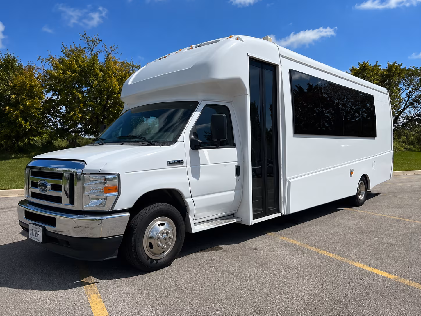 beaumontcoachbuscompany com can help you find beaumont quinceanera