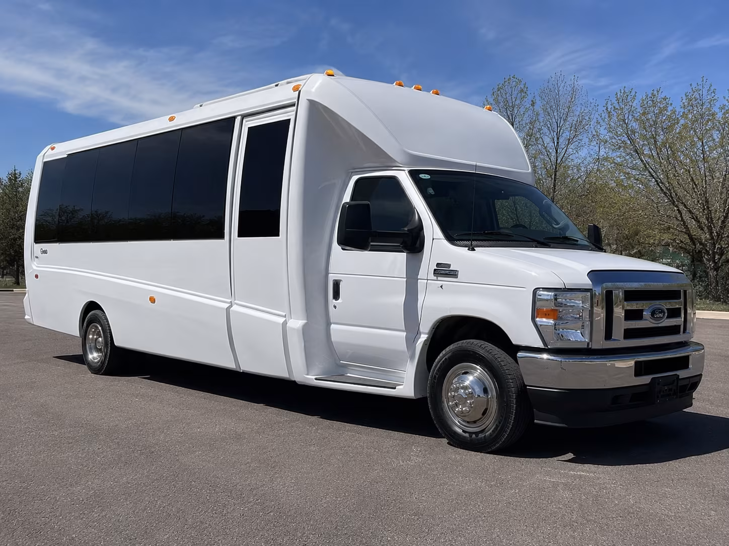beaumontcoachbuscompany com makes beaumont corporate party bus rental