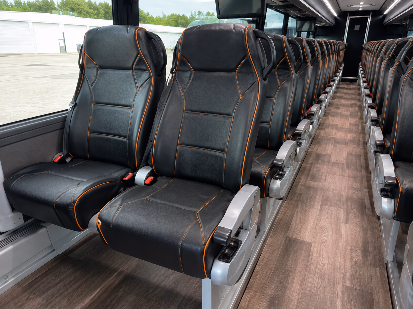 beaumontcoachbuscompany com makes it possible to compare every bus type for your beaumont wine tour
