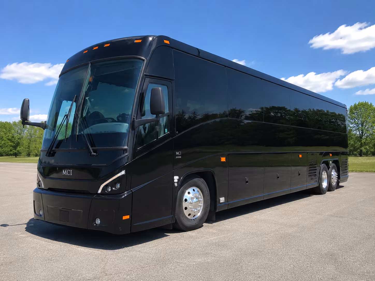 beaumontcoachbuscompany com makes the drive to houston sporting events easy for beaumont groups